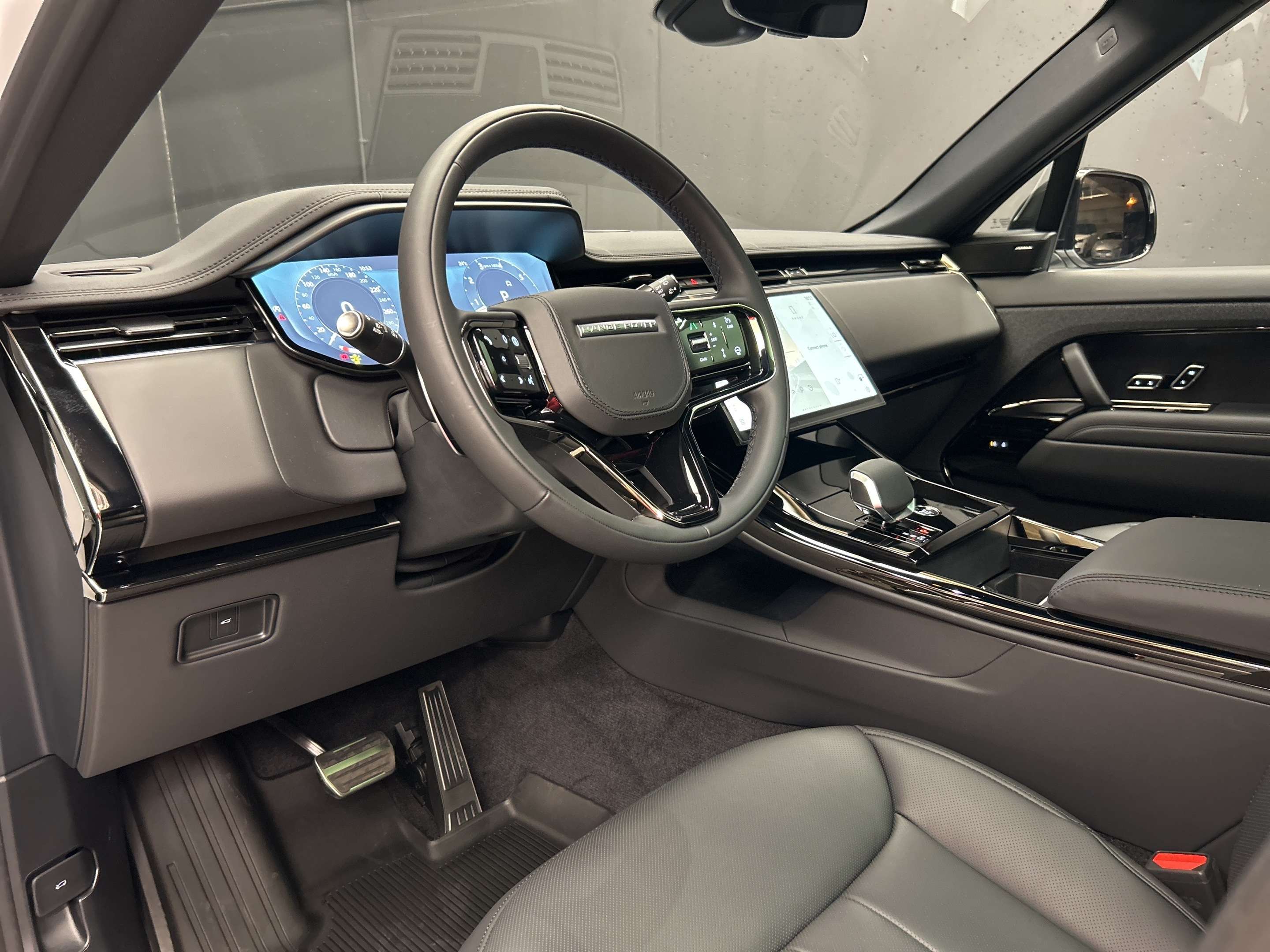 2025 Land Rover Range Rover Sport Dynamic SE thumb 8