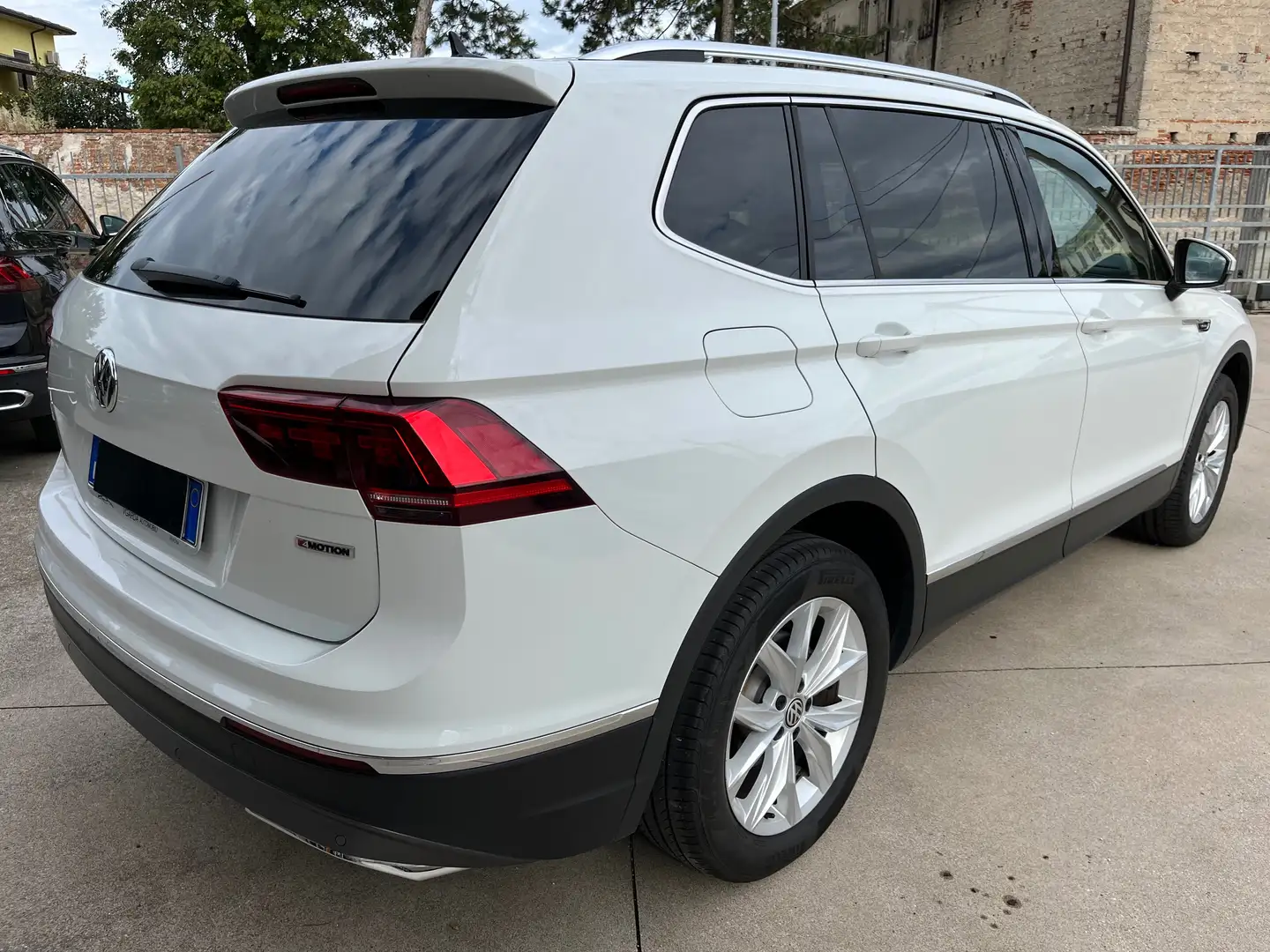 Volkswagen Tiguan Allspace Allspace 2.0 tdi Advanced 4motion 150cv dsg Bianco - 2