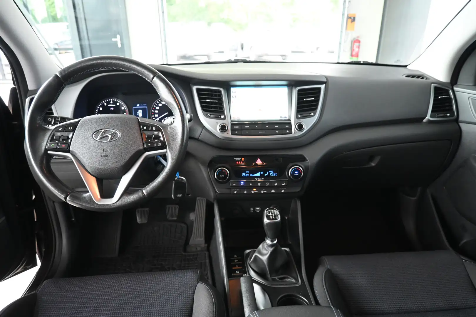 Hyundai TUCSON 1.6 GDi Comfort Stoel/Stuur verwarming Climate con Bruin - 2