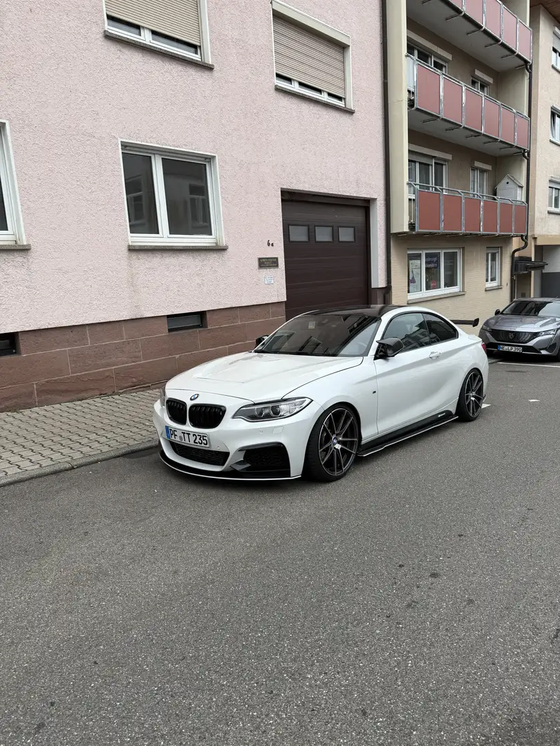BMW 235 M235i Coupe Sport-Aut. - 1