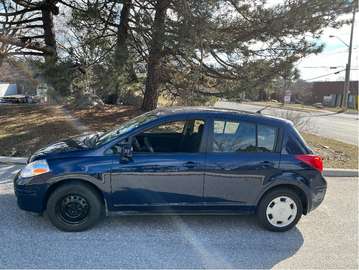VERSA S 1.8 -SENIOR FEMALE OWNER!  ONLY 140,532KMS