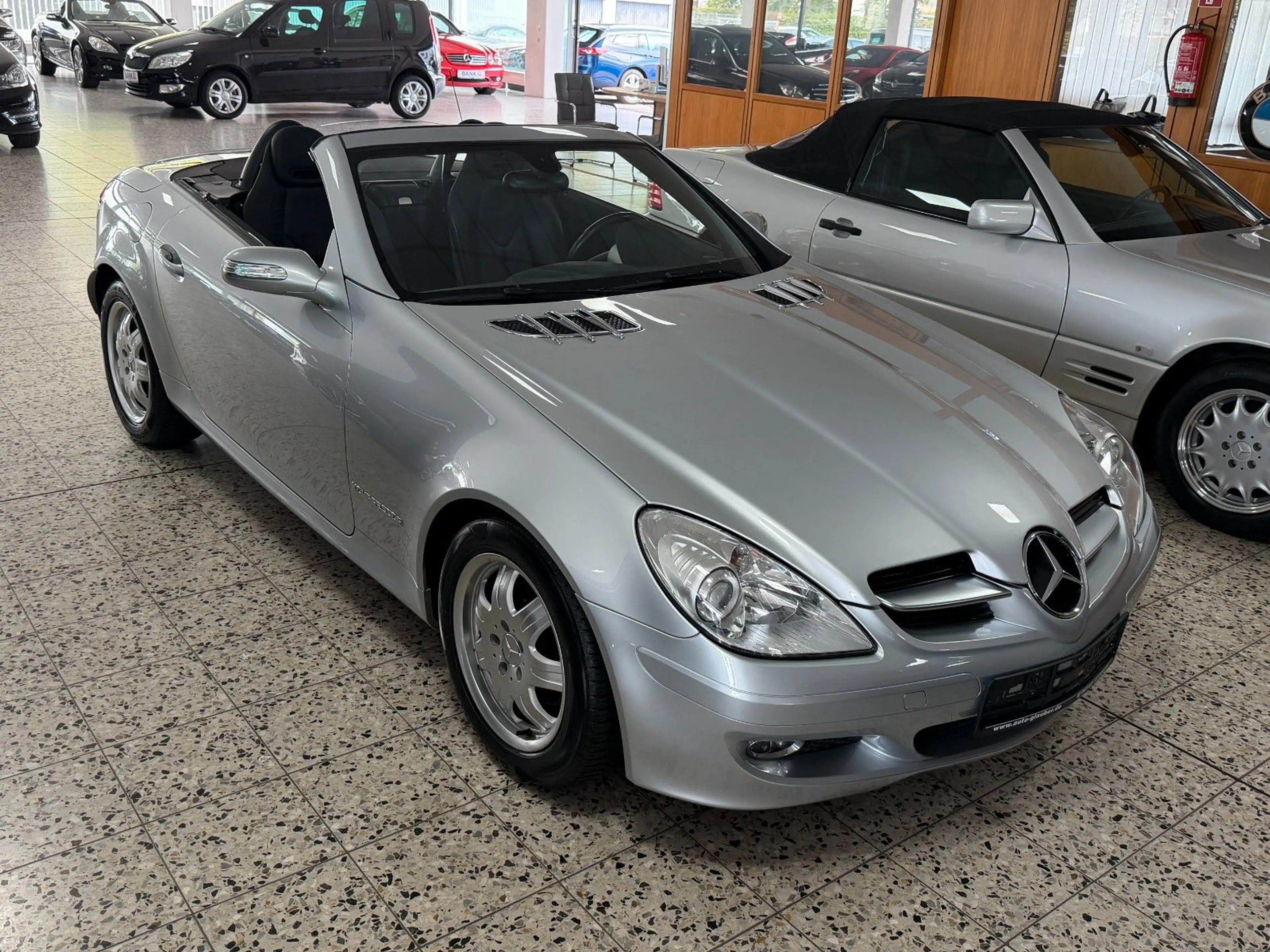 Mercedes-Benz SLK 200 Kompressor/Airscarf/Klima/Allwetter/16" — photo 2