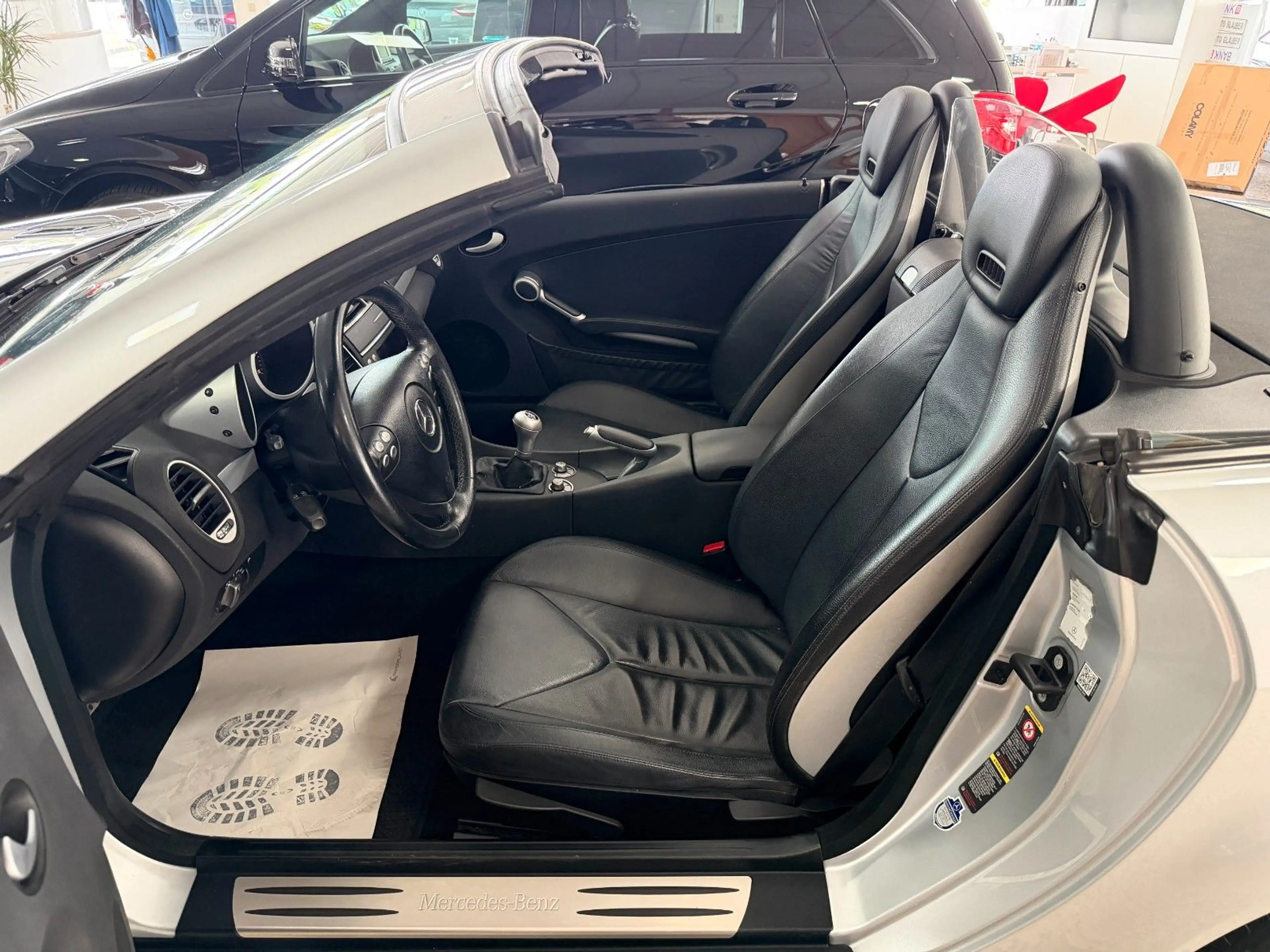 Mercedes-Benz SLK 200 Kompressor/Airscarf/Klima/Allwetter/16" — photo 5