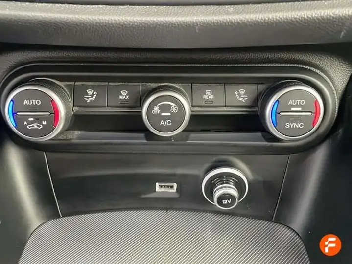 Alfa Romeo Stelvio 2.0 Gasolina Sprint Q4 2022, foto 21