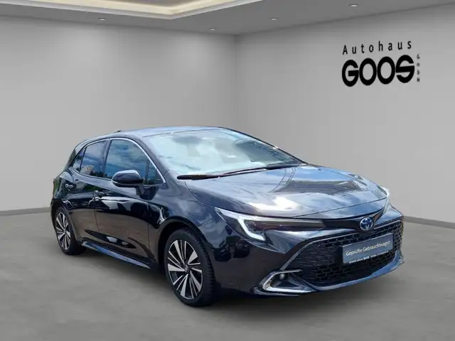 Toyota Corolla view 7