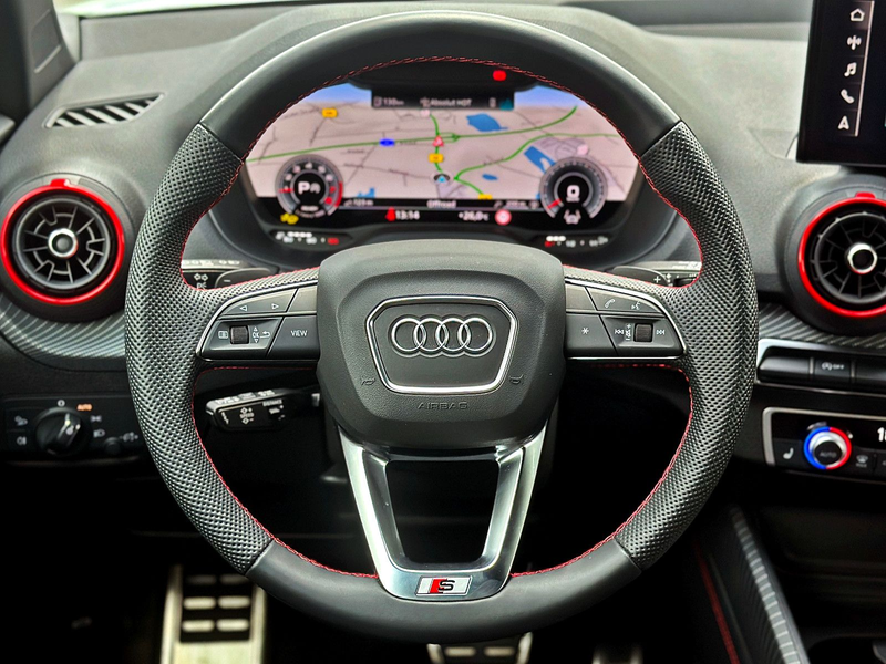 Audi Q2 35TFSI S-tronic S LINE competition LEDER AHK — photo 14