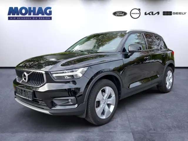Volvo XC40 T3 Momentum Pro mit AHK,Panorama,Standheizung,Kame