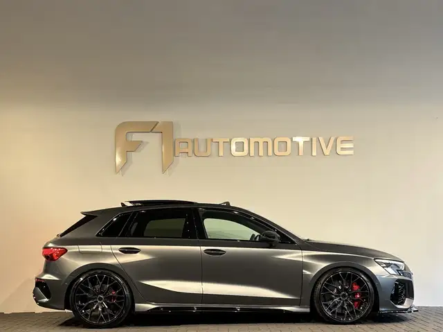 Audi RS3 view 8
