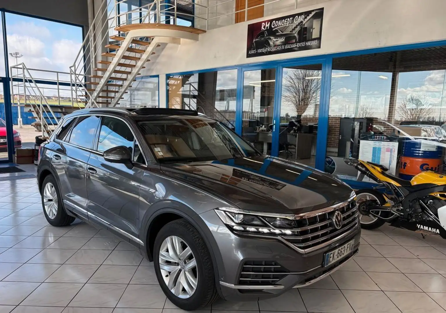 Volkswagen Touareg 3.0 V6 TDI 231CH CARAT EXCLUSIVE 4MOTION TIPTRONIC Grau - 1