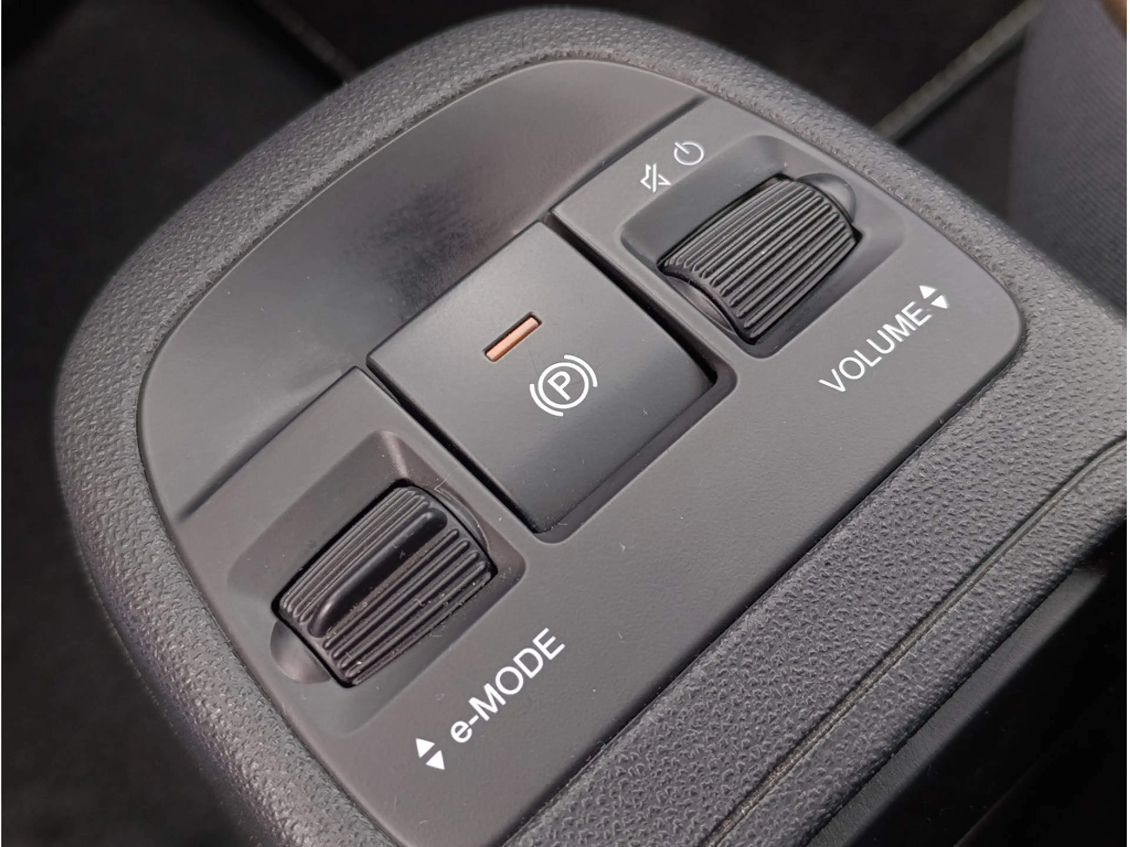 Fiat 500 e Icon Komfort-Paket 87kW — photo 13
