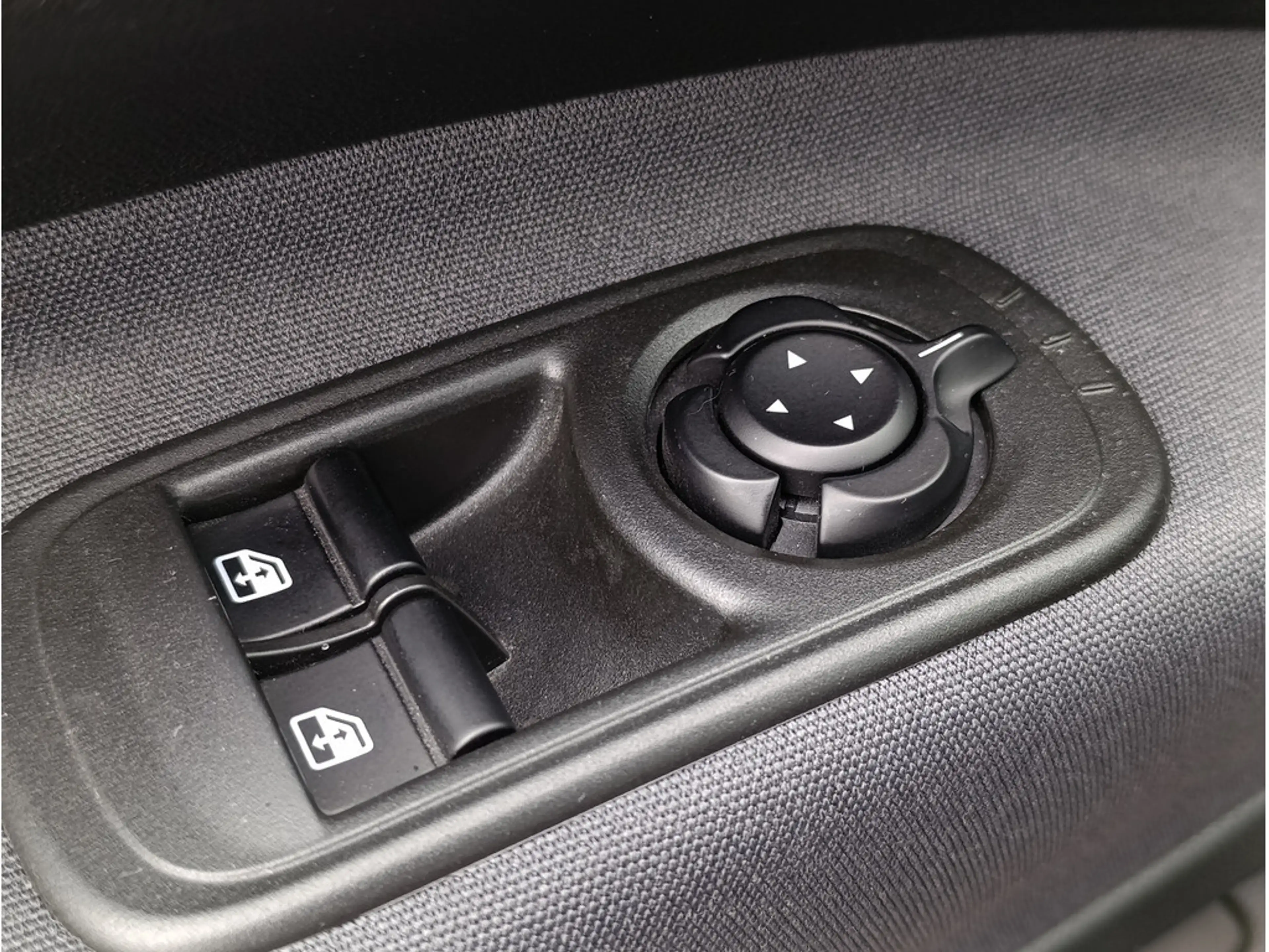 Fiat 500 e Icon Komfort-Paket 87kW — photo 15