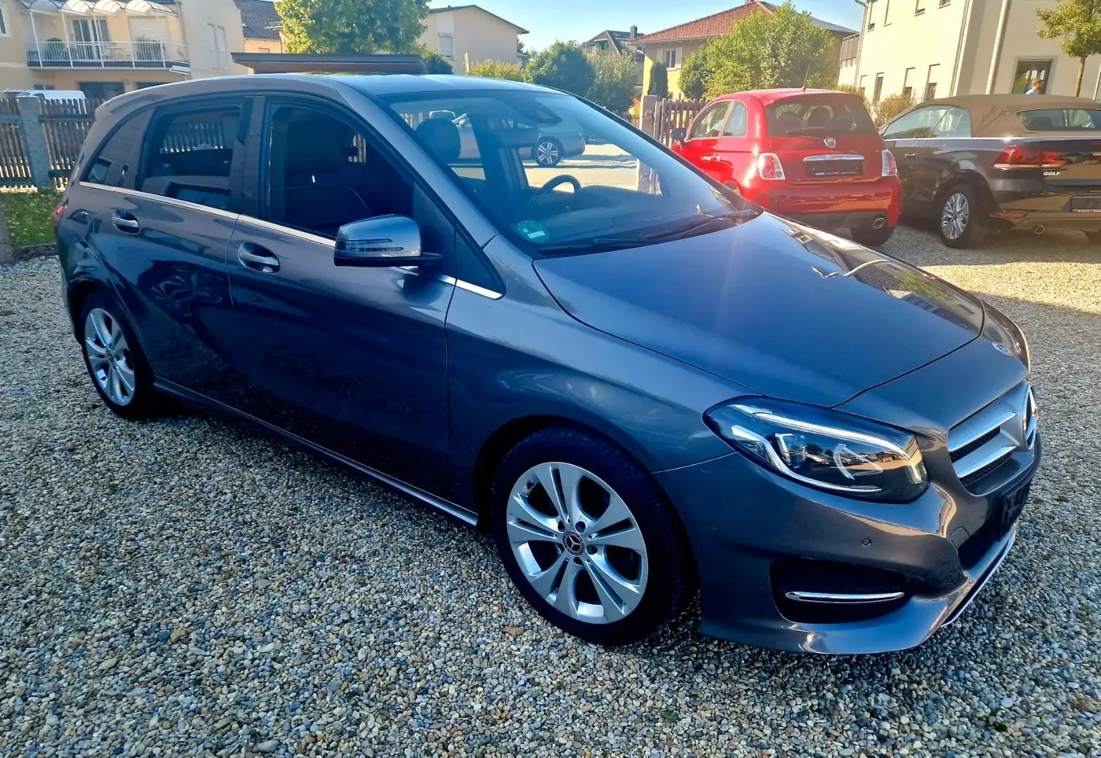 Mercedes-Benz B 200 d Edition  AHK Scheckheft Szürke - 2