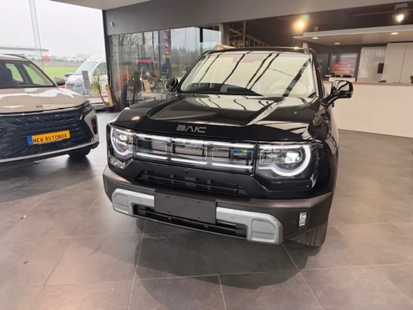 BAIC BJ30 1.5 TURBO HEV Schwarz - 2