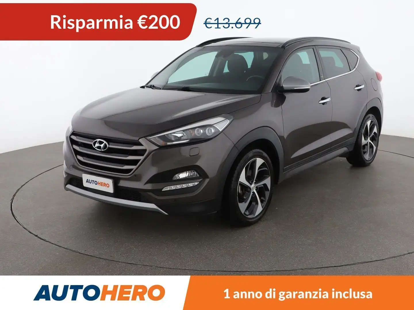 Hyundai TUCSON 1.7 CRDi XPossible Gris - 1