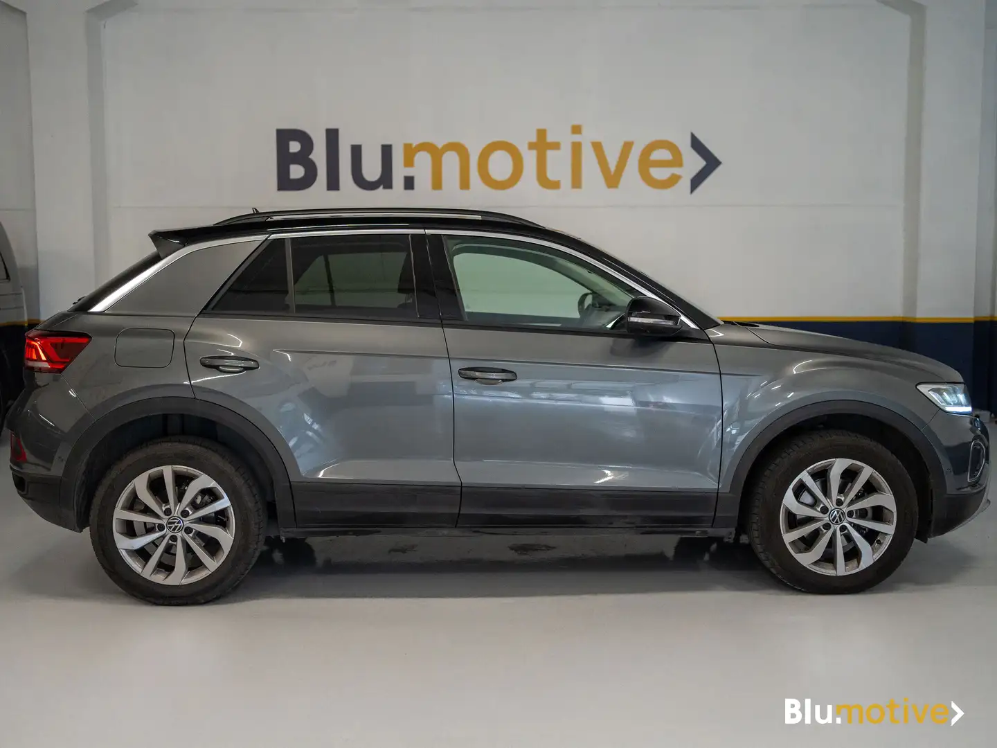Volkswagen T-Roc T-Roc 1.0 tsi R-Line Grigio - 2