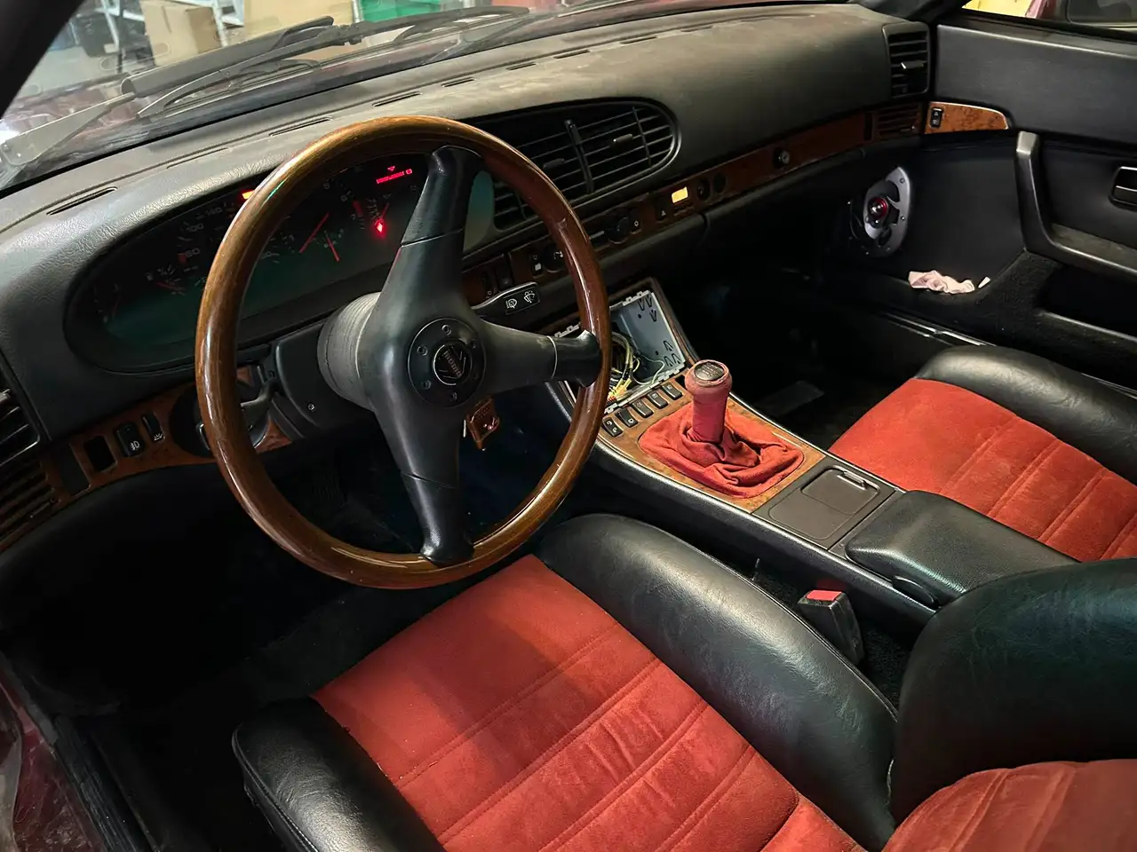 Porsche 944 2.5 turbo, foto 6