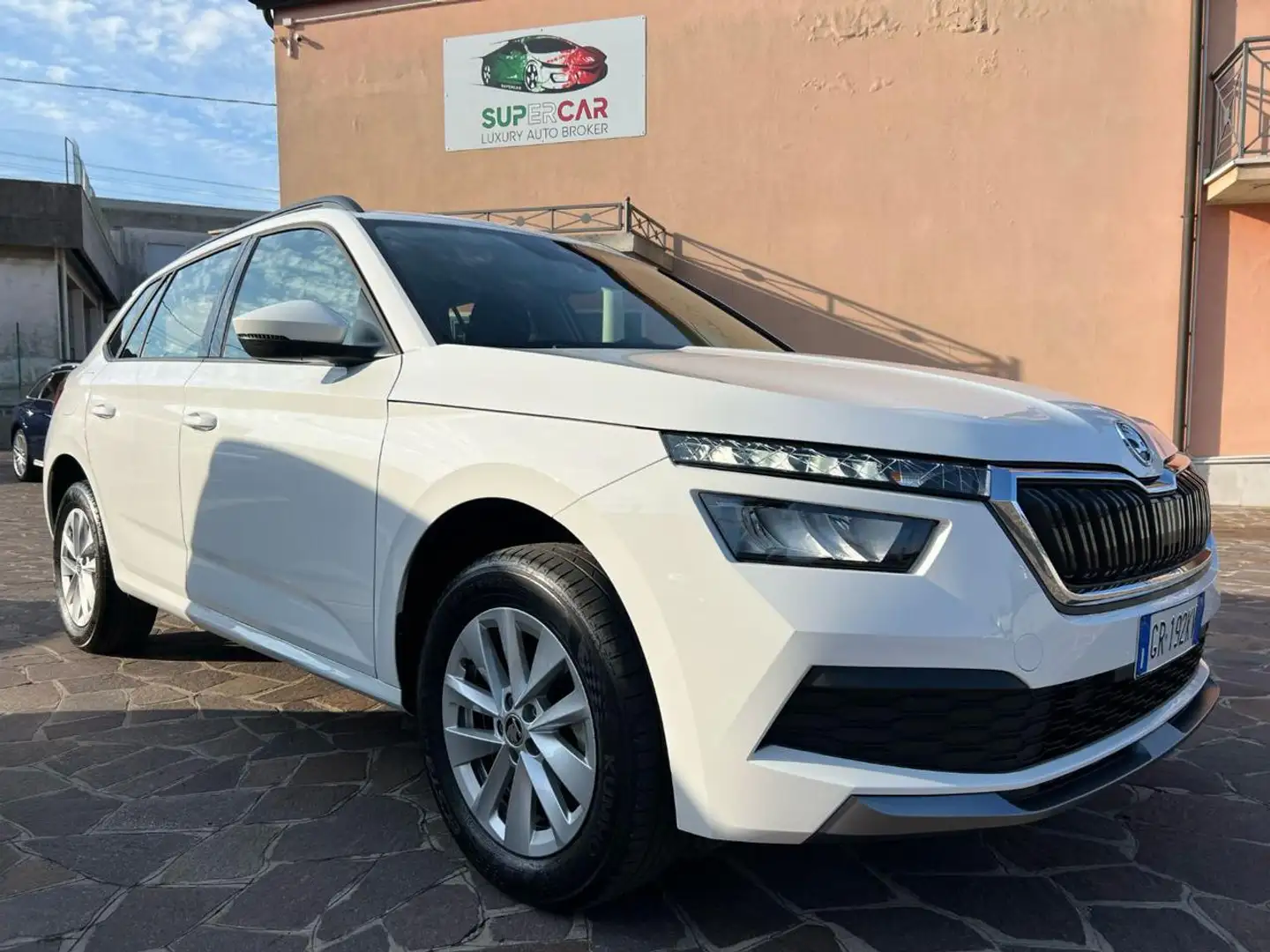 Skoda Kamiq 1.0 TSI Ambition Blanc - 1