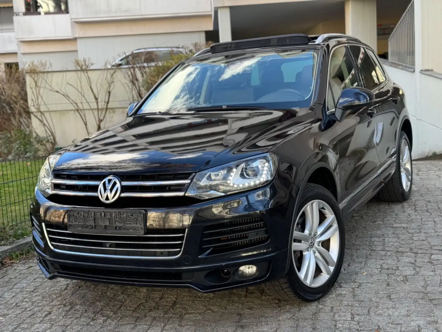 Volkswagen Touareg V6 TDI BMT R-LINE/PANO/ACC/360/Belüf/AHK Negro - 1