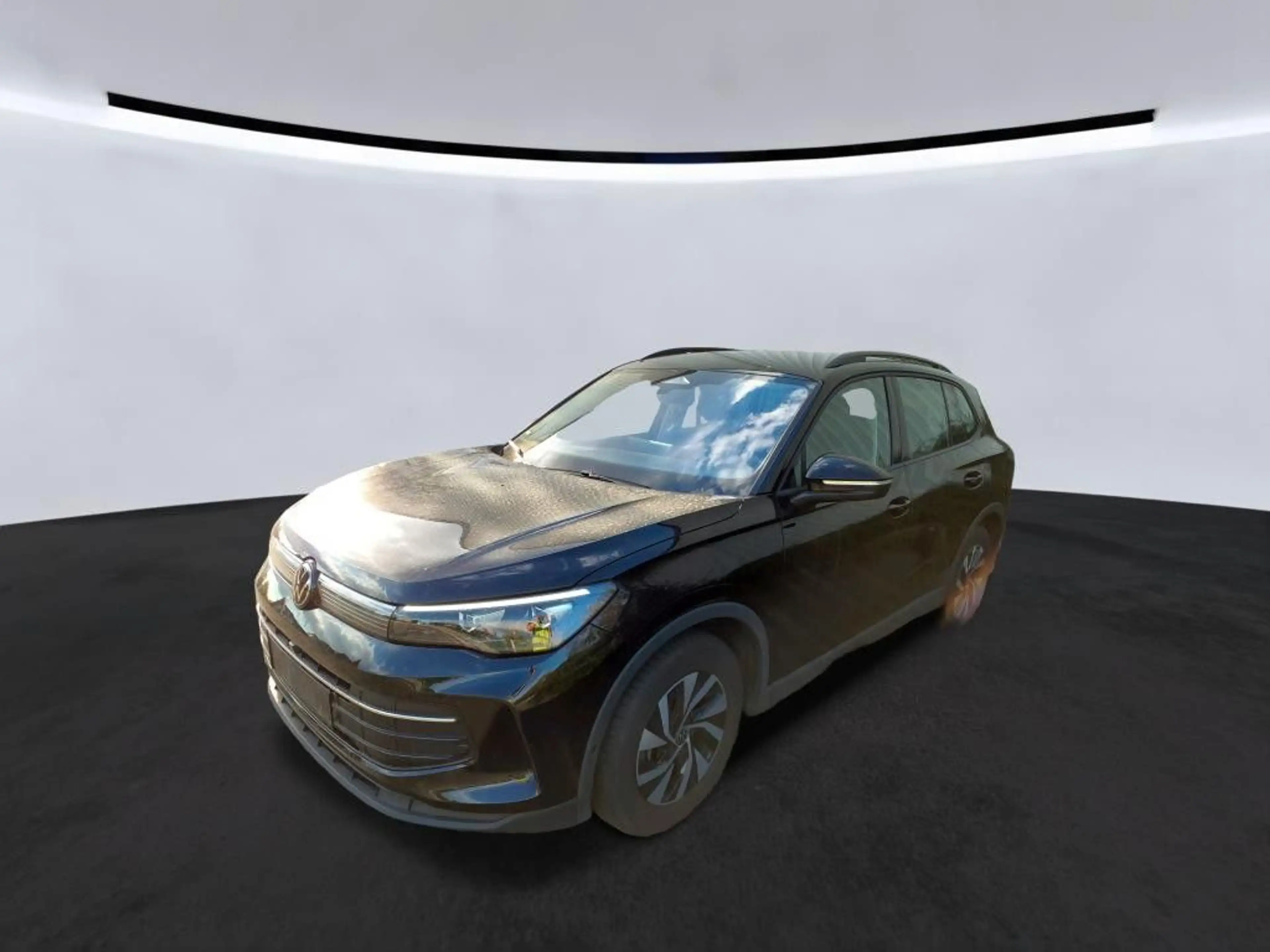 Volkswagen Tiguan 2.0 TDI 110 kW Life*Standheizung*HUD* — photo 2