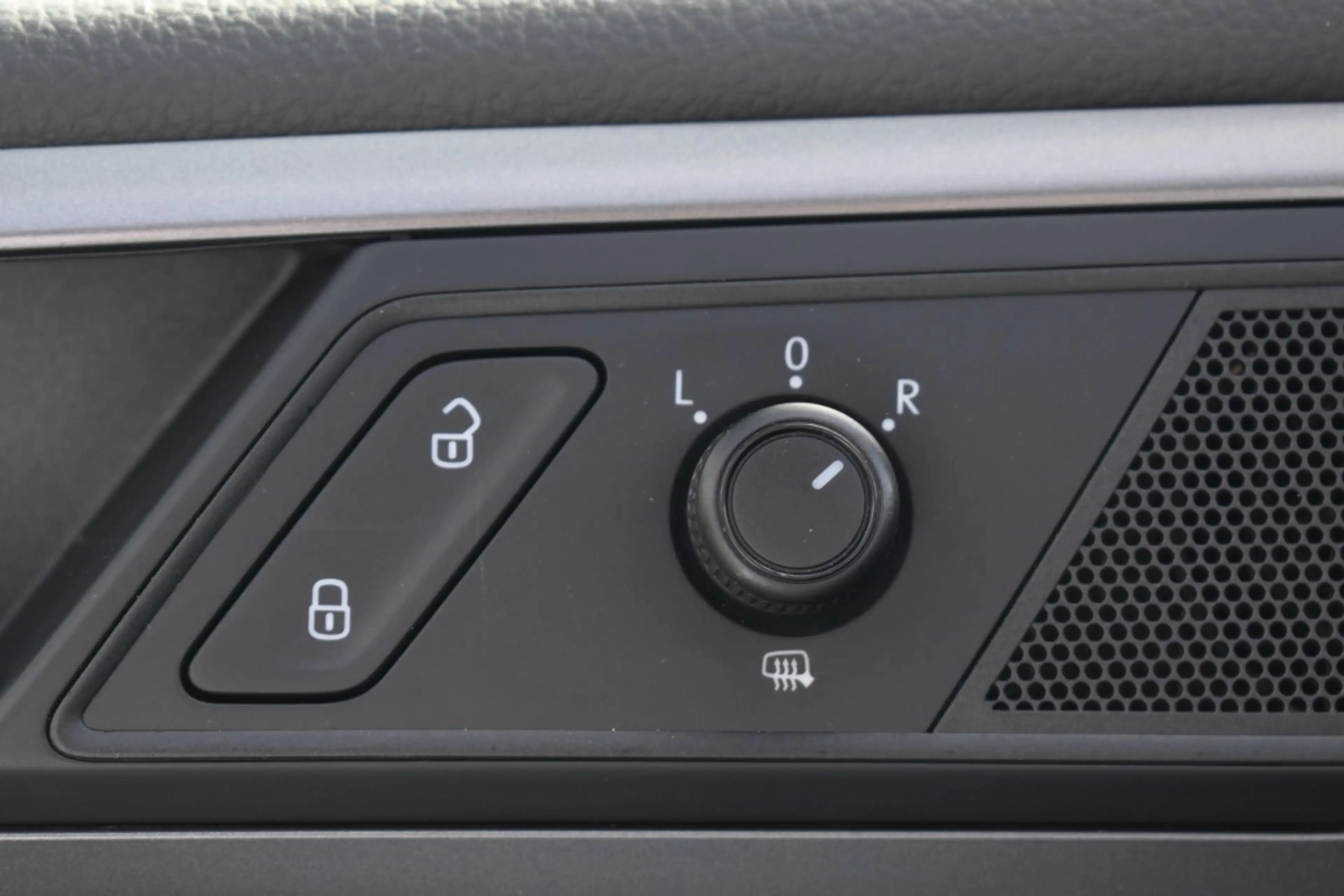 Volkswagen Golf Sportsvan 1.2 TSI Business Ed. — photo 23