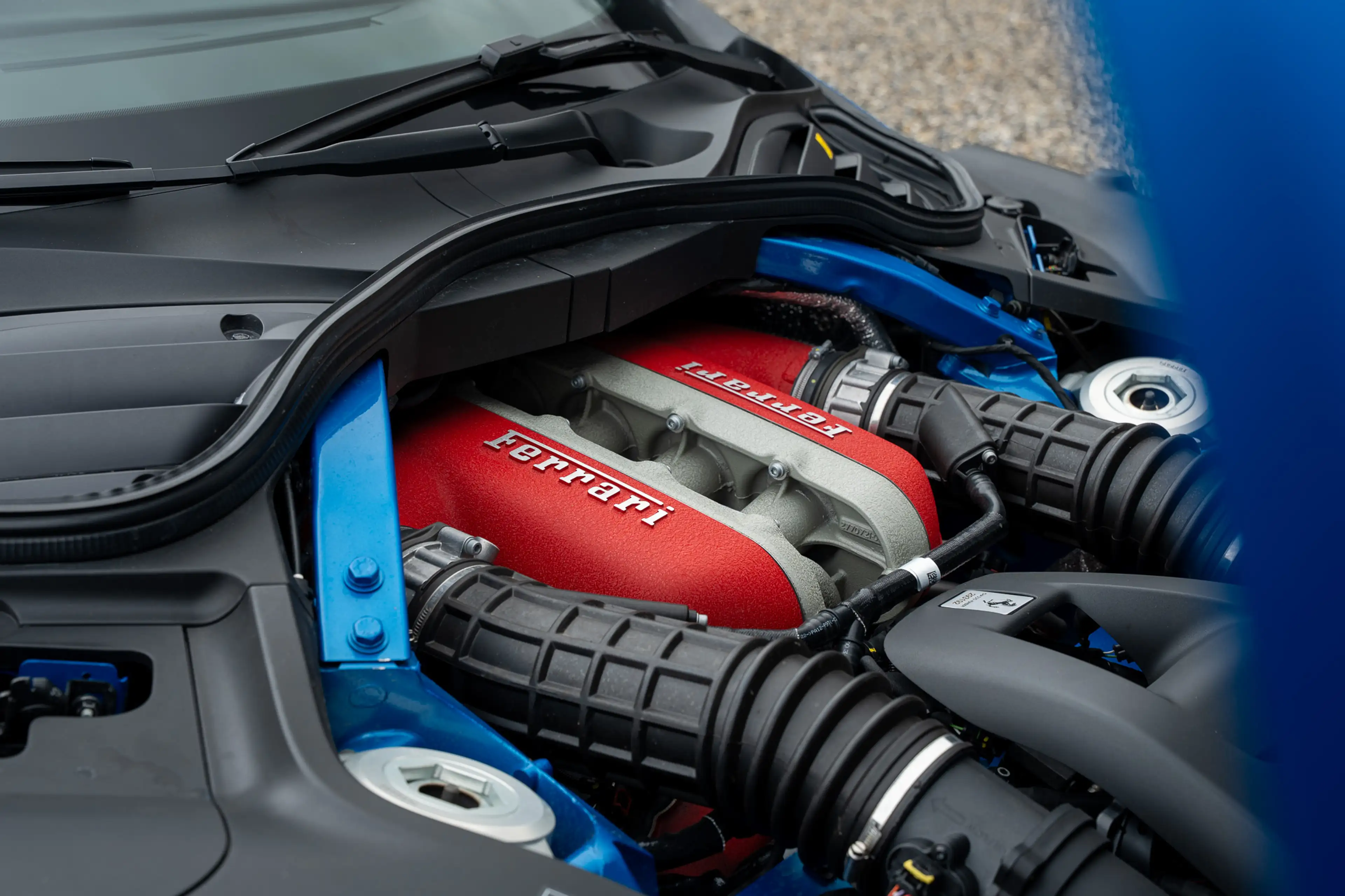 Ferrari Purosangue V12 6.5L - 1 Owner — photo 15