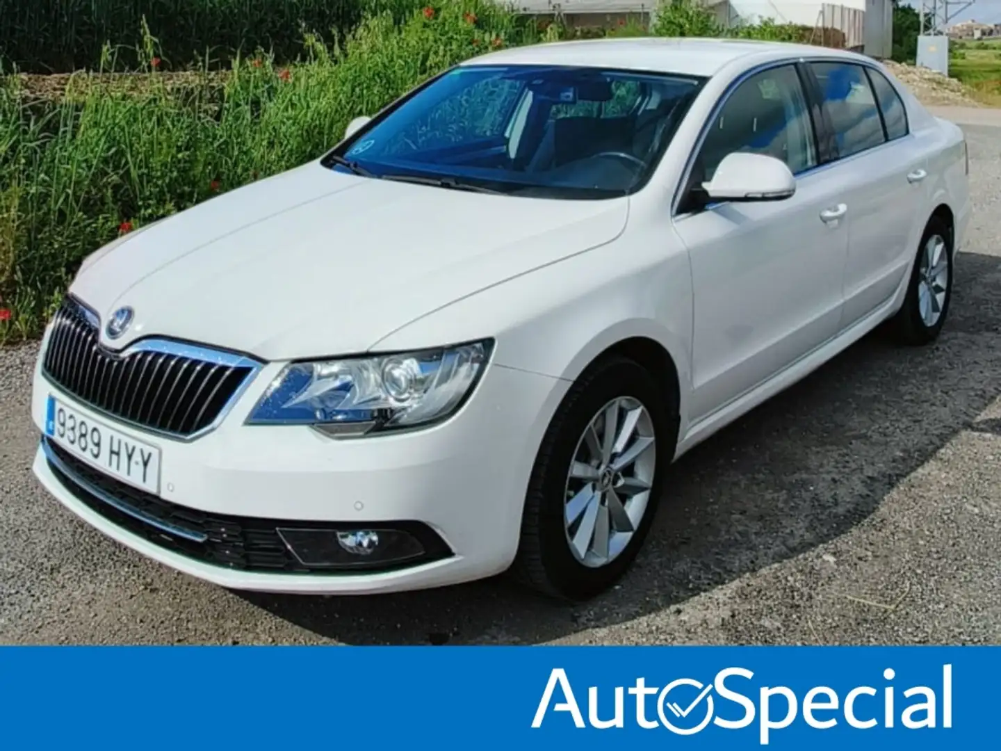 Skoda Superb 2.0TDI CR Active DSG Blanco - 1
