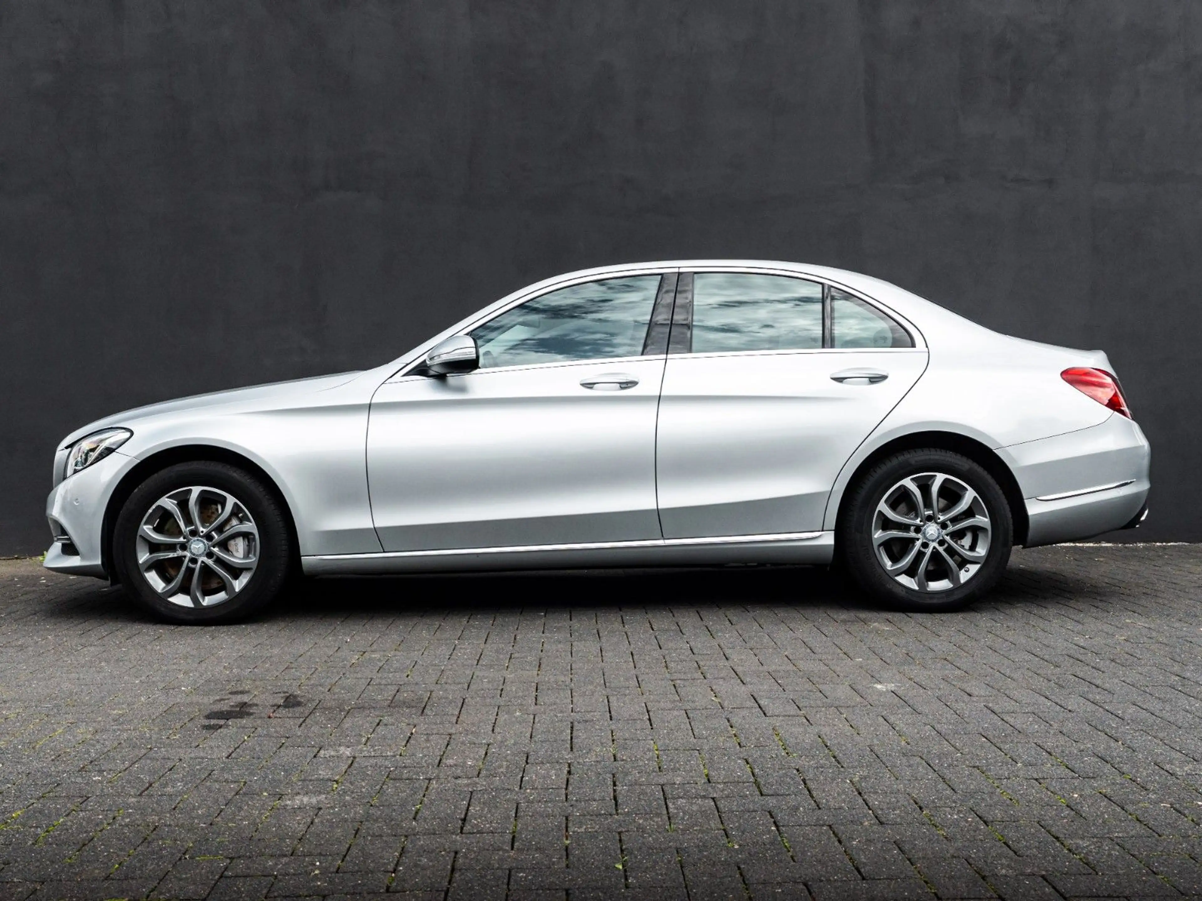 Mercedes-Benz C 400 4Matic AVANTGARDE LUXURY — photo 5