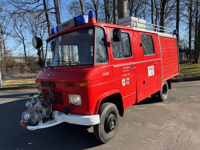 Mercedes-Benz T2 LF408 Düdo Feuerwehr Oldtimer 9-Sitzer