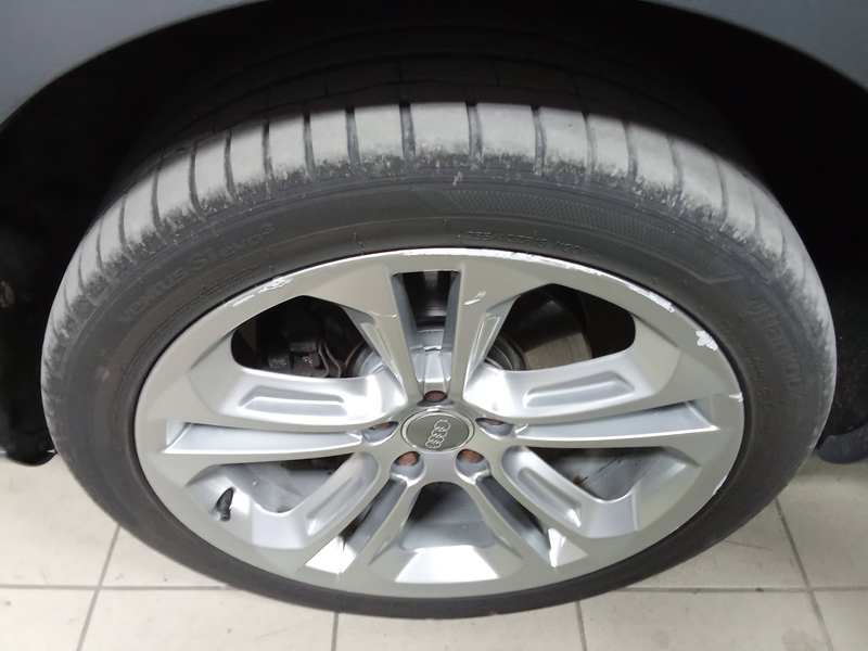 Audi Q3 2.0 TDI quattro — photo 14