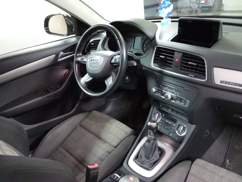 Audi Q3 2.0 TDI quattro — photo 6