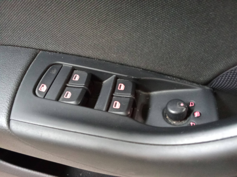 Audi Q3 2.0 TDI quattro — photo 8