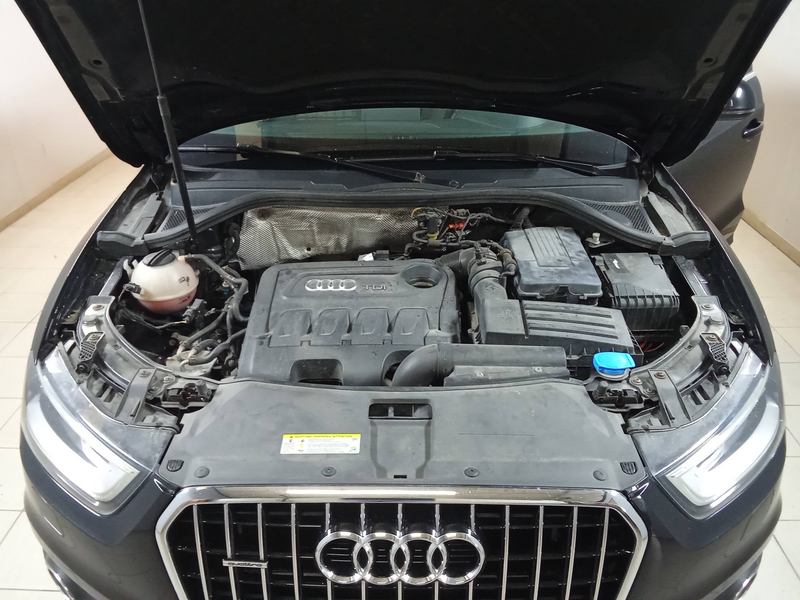 Audi Q3 2.0 TDI quattro — photo 15