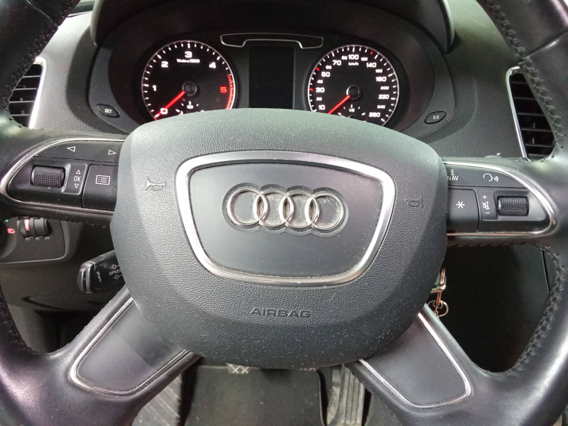 Audi Q3 2.0 TDI quattro — photo 9