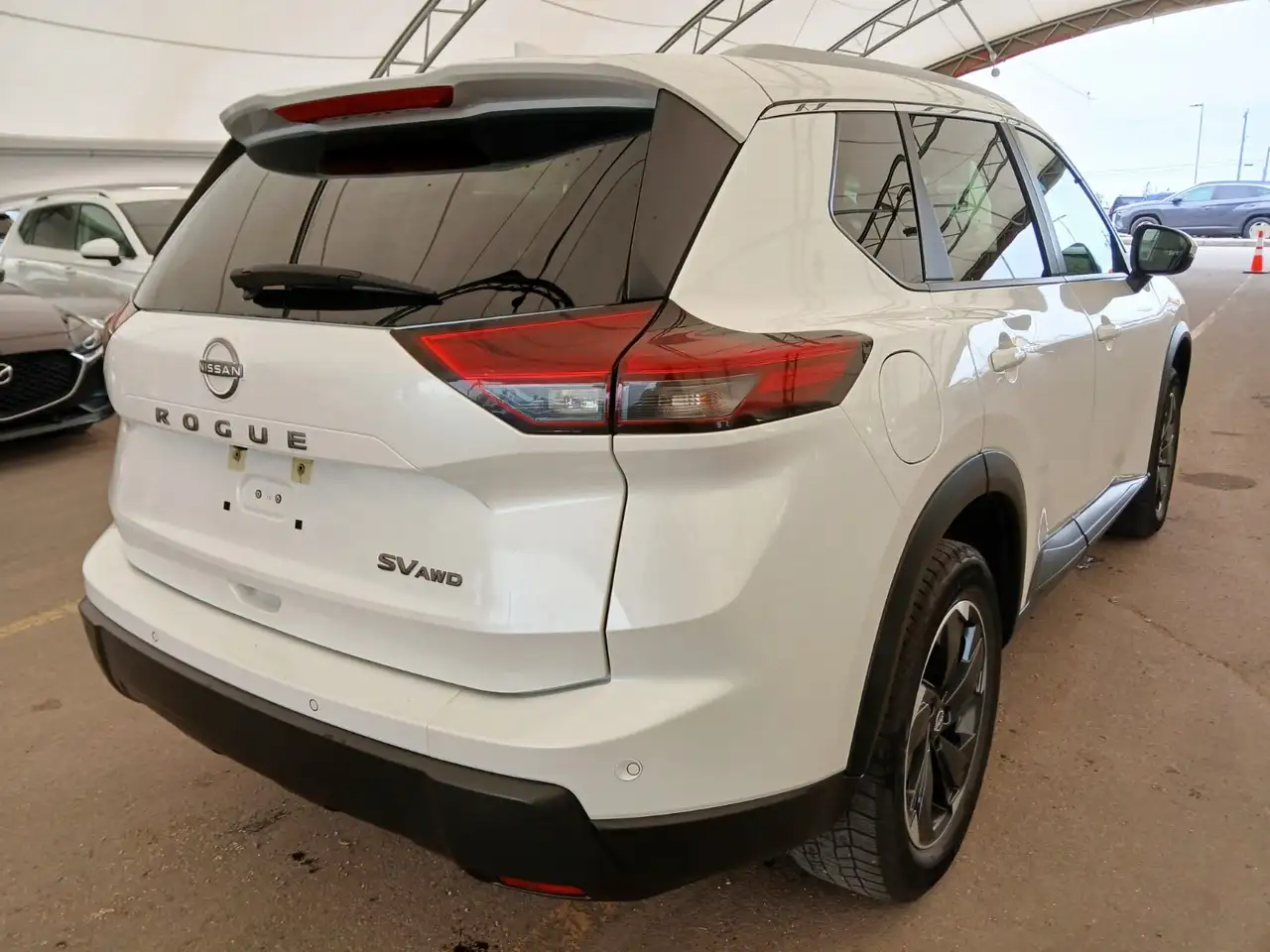 Nissan Rogue снимка Nissan Rogue
