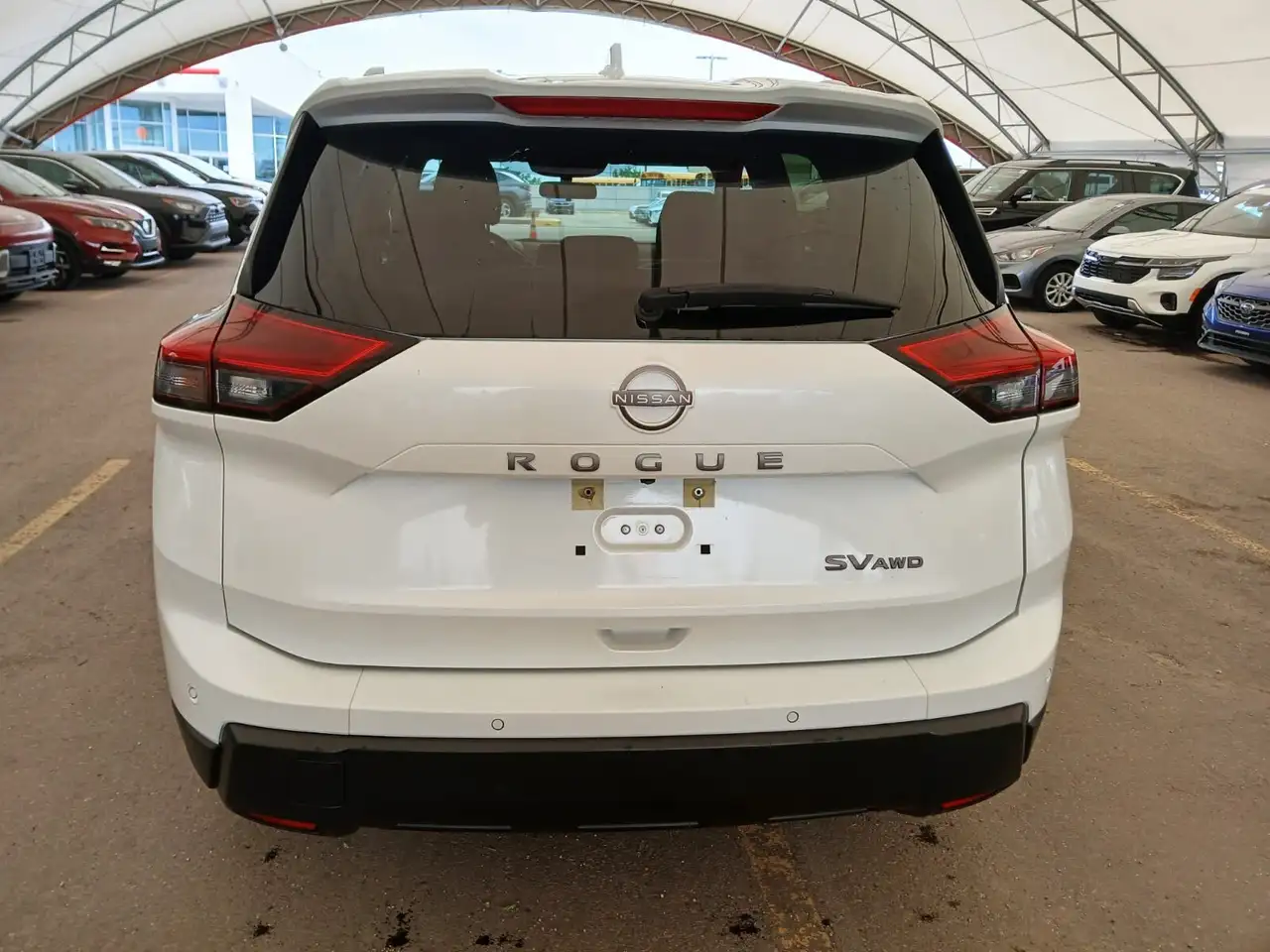 Nissan Rogue снимка Nissan Rogue