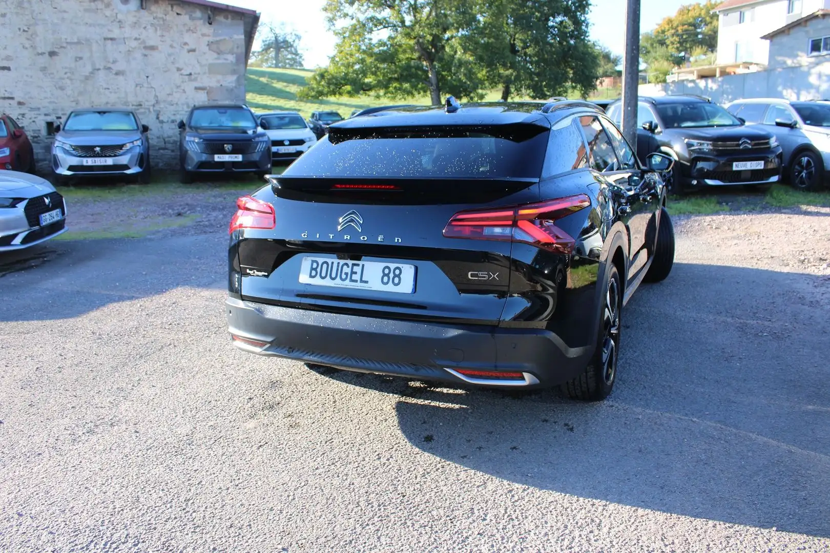 Citroen C5 X HYBRID ETENSE 225CV SHINE RECHARGEABLE EAT8 BOITE AUTO CAMÉRA CUIR FULL LEDS ABS Schwarz - 2