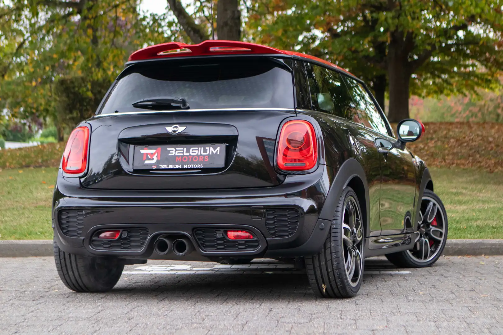 MINI John Cooper Works - 2.0l - Headup - ACC - H&K - Black - Garantie Zwart - 2