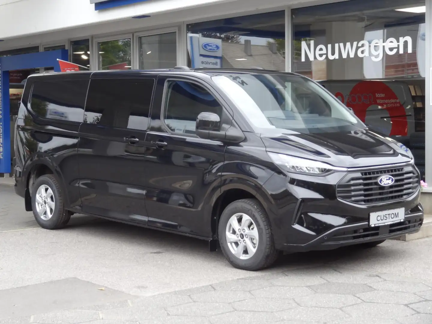 Ford Transit Custom 320 L2H1 DoKa Limited AHK SHZ 5-S Schwarz - 2