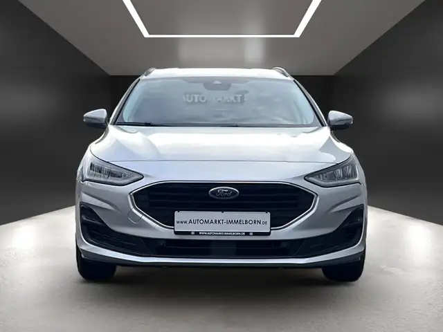 Ford Focus view 11