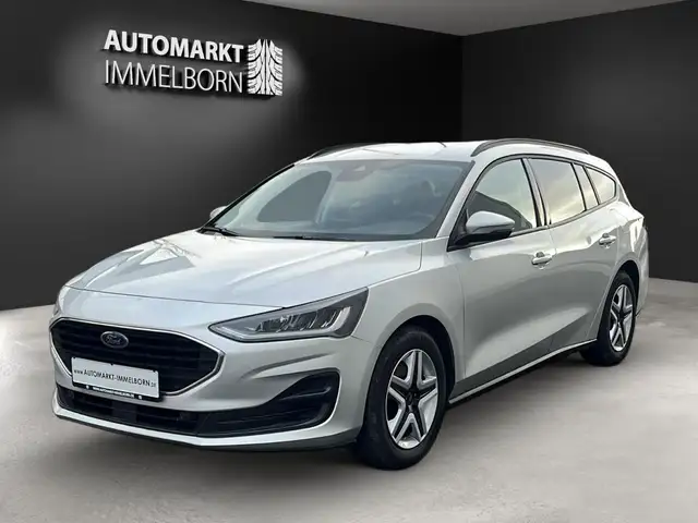 Ford Focus view 4