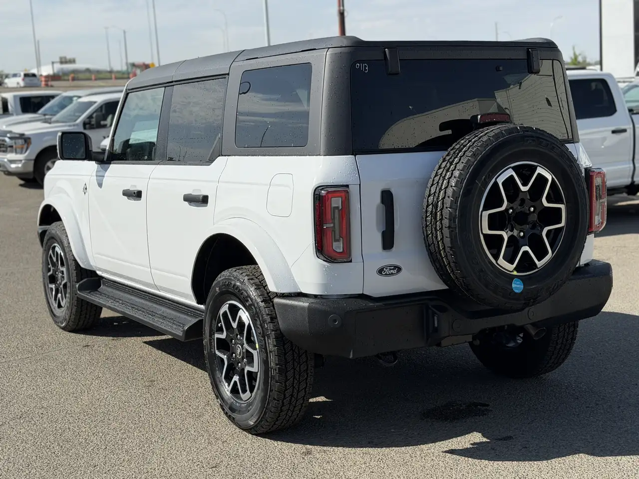 Ford Bronco photo Ford Bronco
