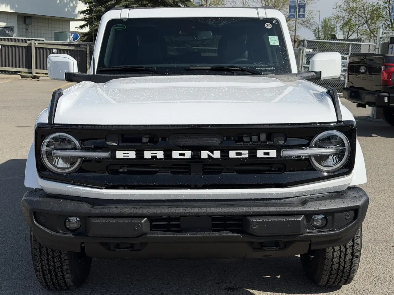 Ford Bronco photo Ford Bronco