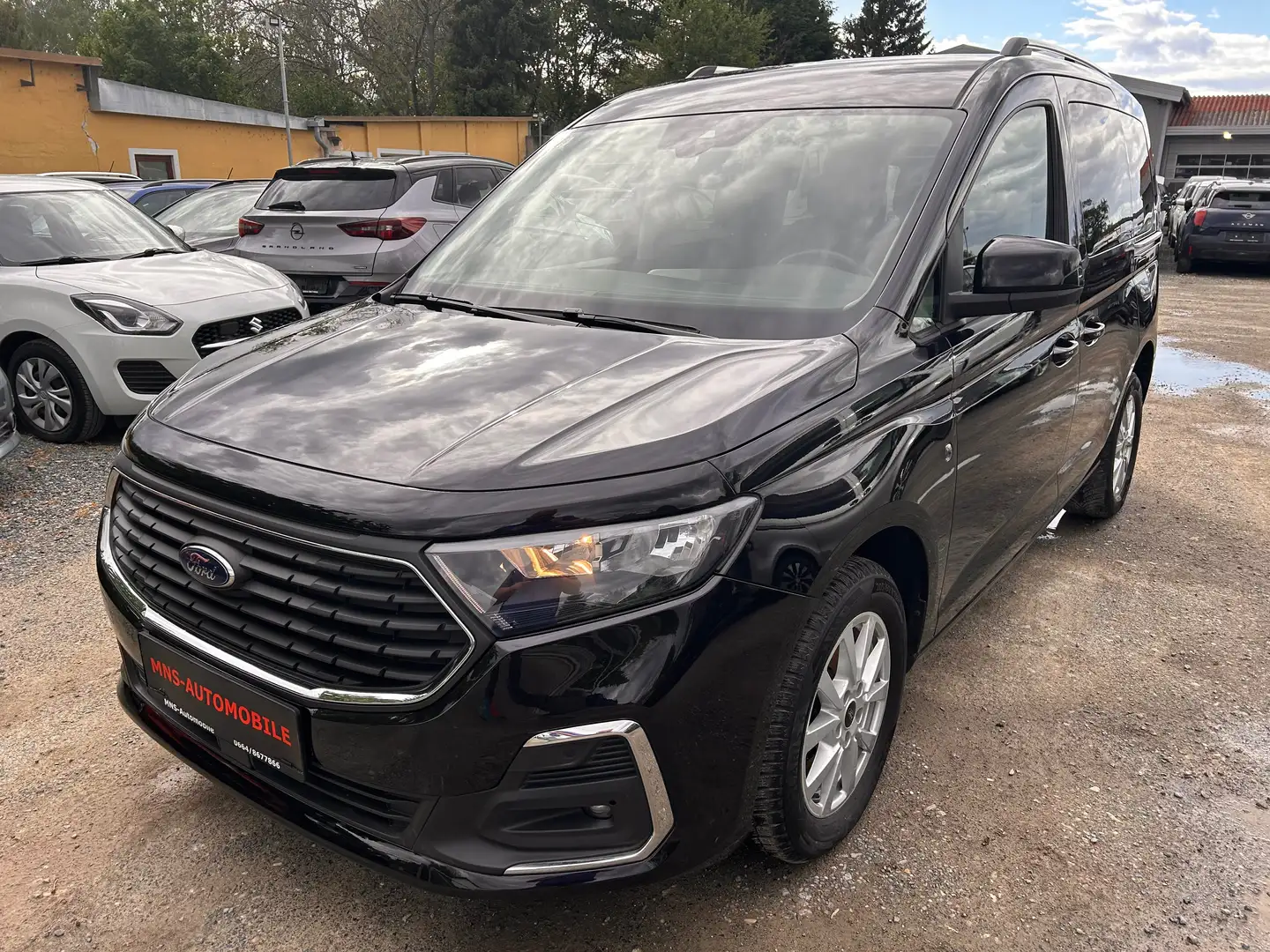 Ford Tourneo Connect Titanium 2.0 TDCi 1 Besitz MwSt Navigation Schwarz - 1