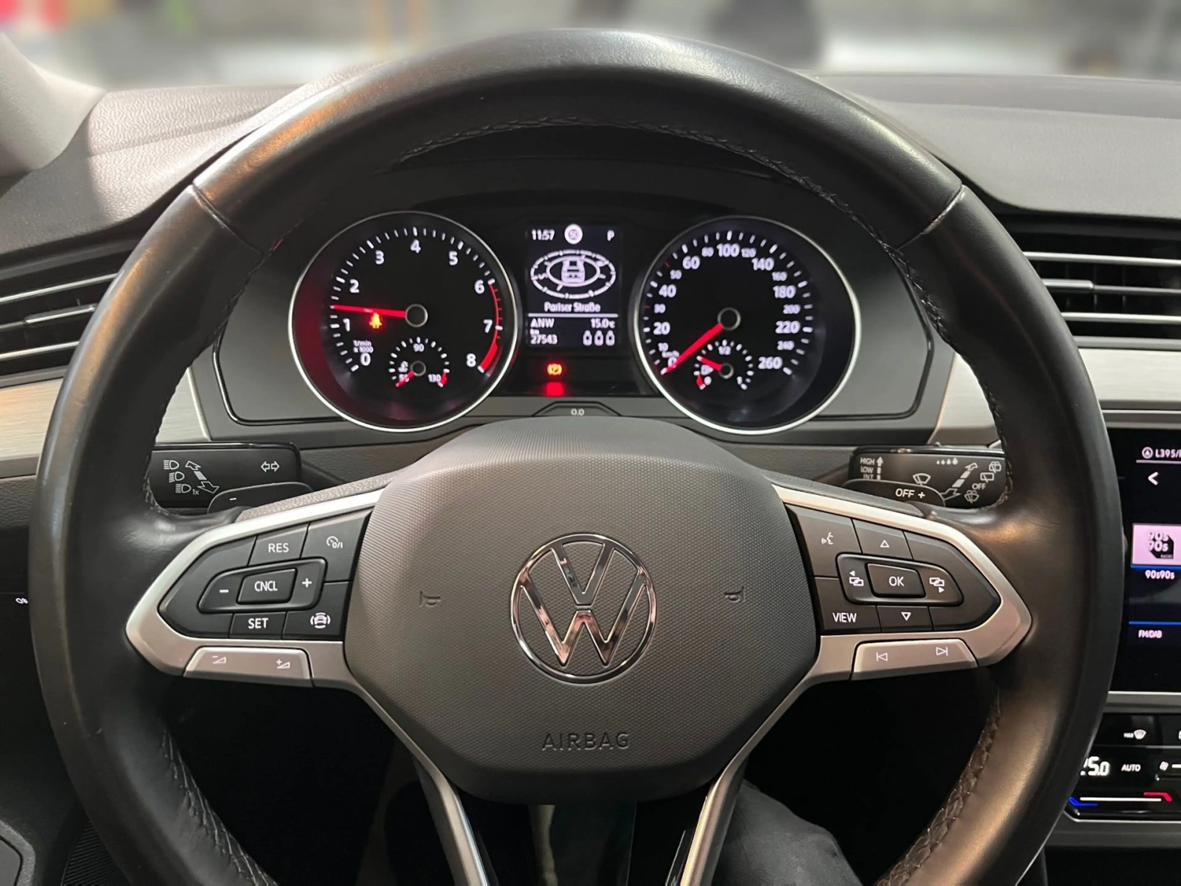 Volkswagen Passat Variant Conceptline 1,5 TSI DSG Navi Busi — photo 9