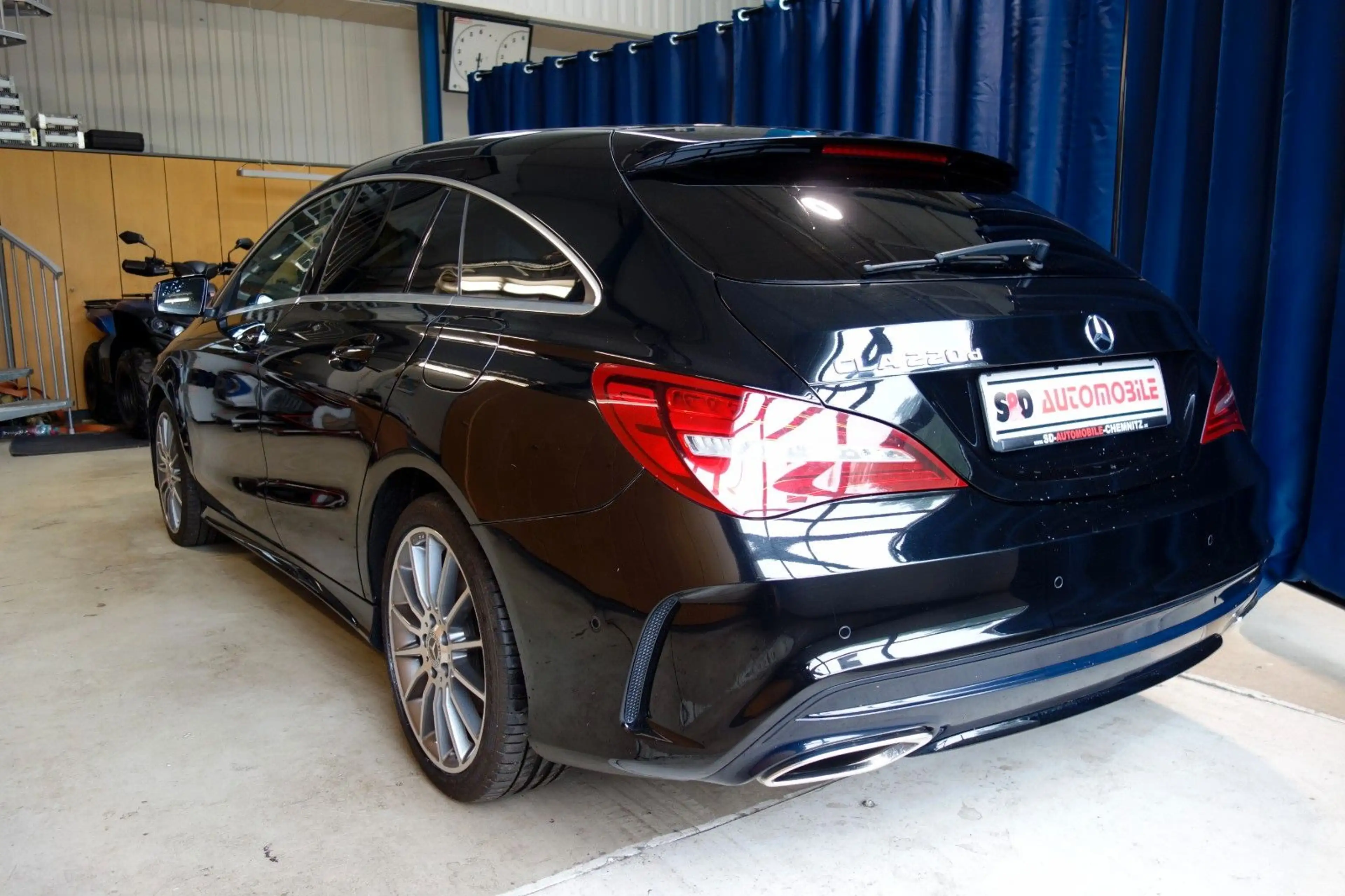 Mercedes-Benz CLA 220 "AMG Style" — photo 3