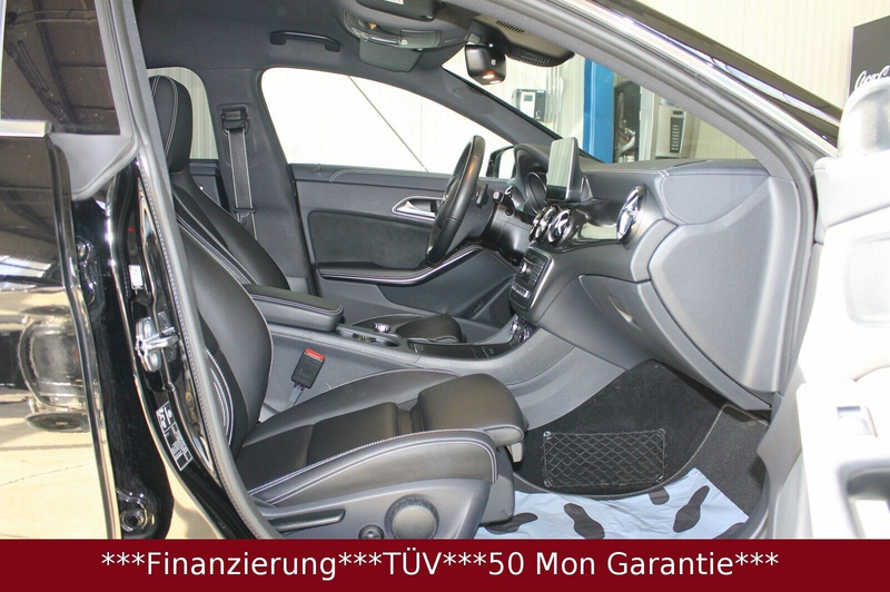 Mercedes-Benz CLA 220 "AMG Style" — photo 12