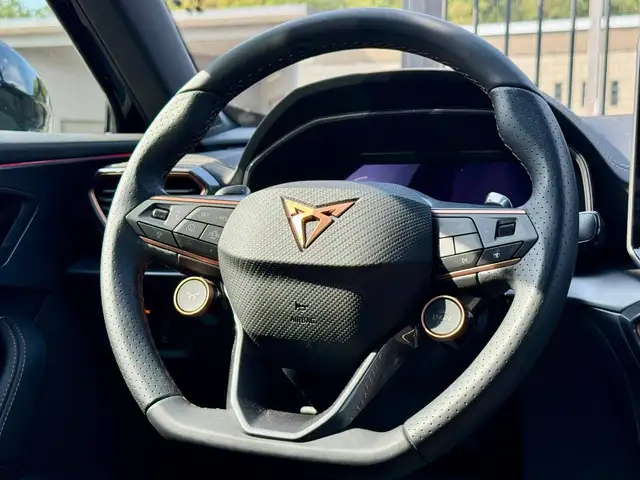 Cupra Formentor view 8