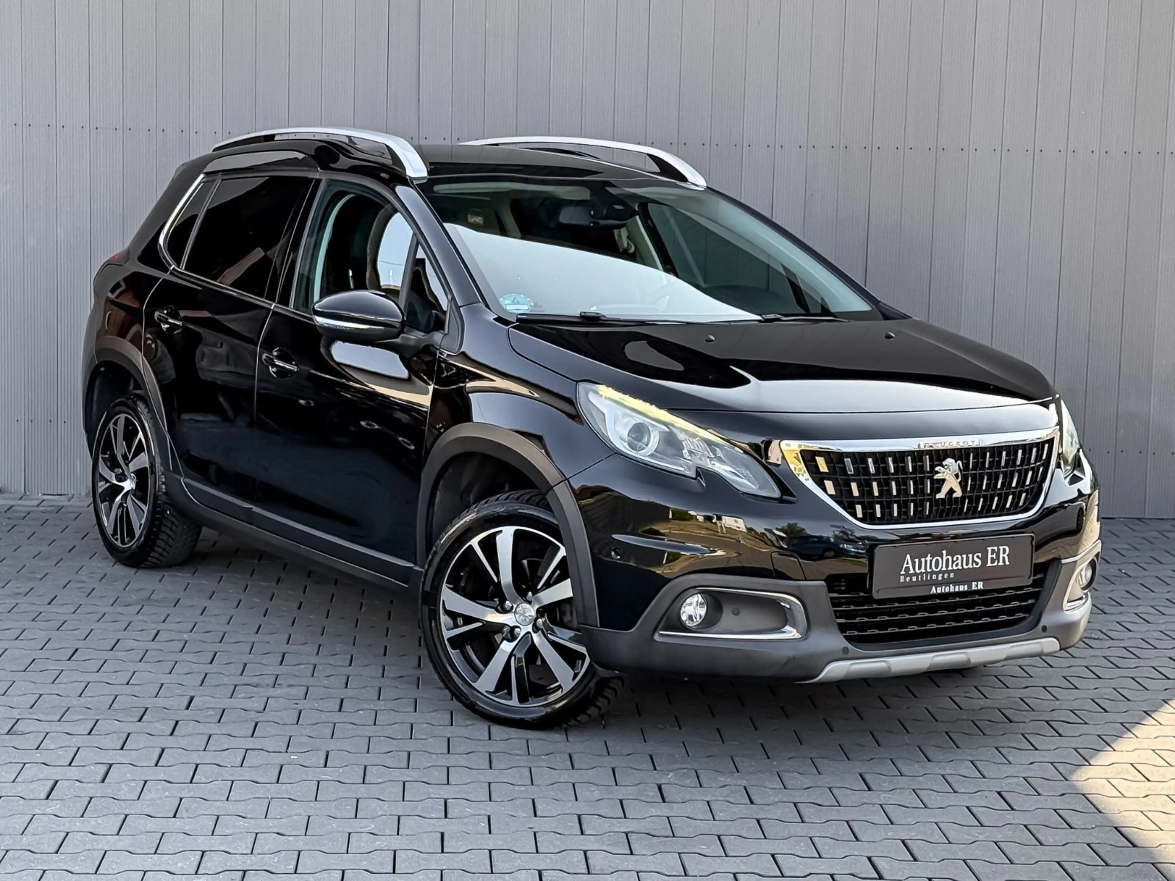Peugeot 2008 Allure 1.6HDI PANO|NAVI|TEILLEDER|JBL-SOUND — photo 2