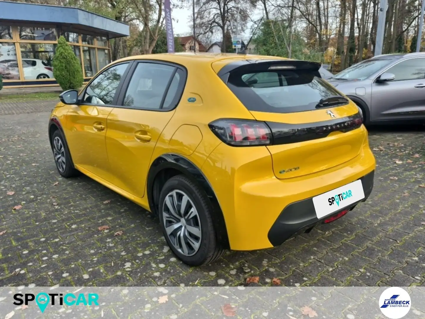Peugeot 208 Active Elektromotor 136 Jaune - 2