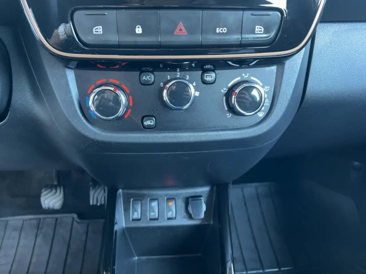Dacia Spring Extreme ELECTRIC 65 Rückfahrkamera PDC ABS 14